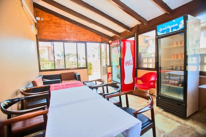 Imagen del bar/restaurante del Hotel Lidias Guest House. Foto 2