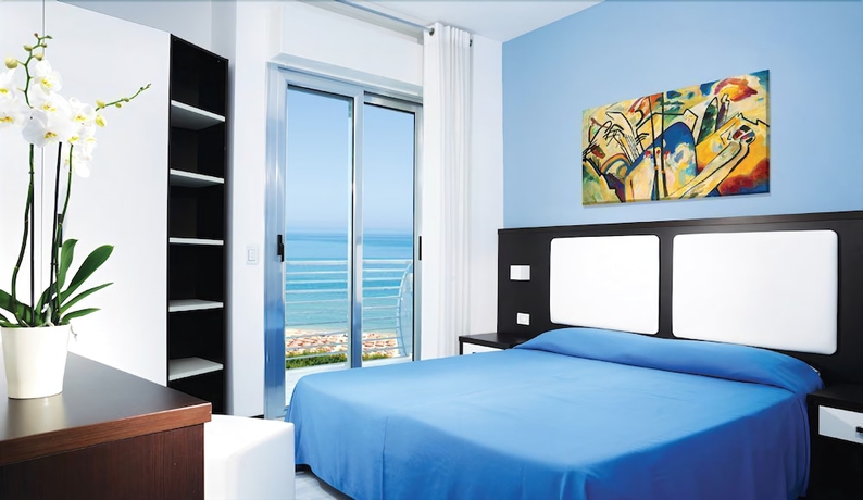 Imagen de la habitación del Hotel Lido, Alba Adri&aacute;tica. Foto 13