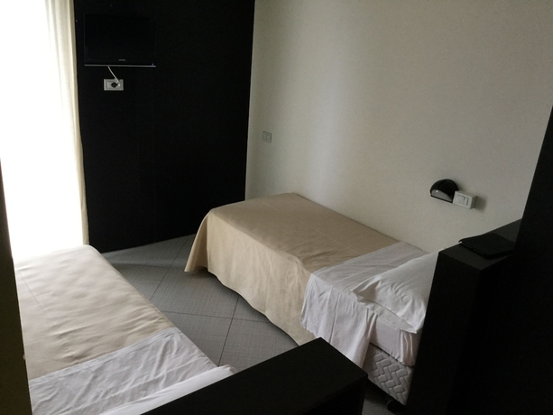 Imagen de la habitación del Hotel Lido, Alba Adri&aacute;tica. Foto 14