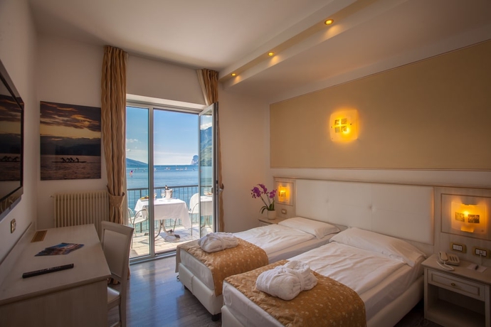 Imagen de la habitación del Hotel Lido Blu Surf And Bike. Foto 4