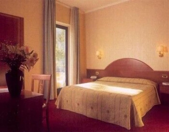 Imagen de la habitación del Hotel Lido, Bolsena. Foto 8
