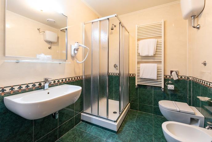 Imagen de la habitación del Hotel Lido, Bolsena. Foto 16