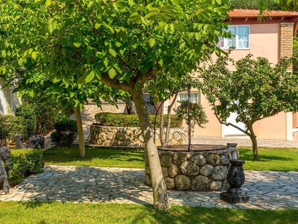 Imagen general del Hotel Lido Corfu Sun. Foto 4