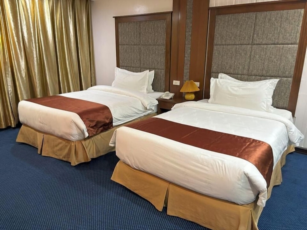 Imagen de la habitación del Hotel Lido De Paris. Foto 2