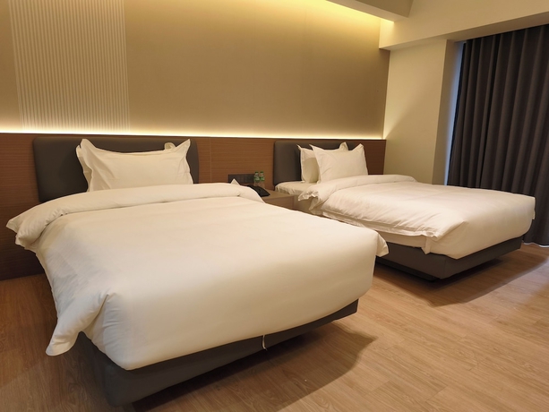 Imagen de la habitación del Hotel Lido De Paris. Foto 4