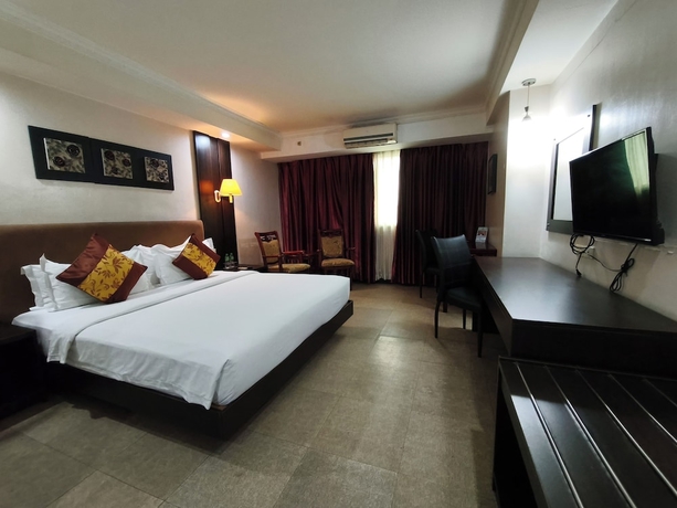 Imagen de la habitación del Hotel Lido De Paris. Foto 11