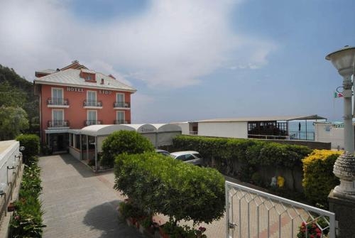 Imagen general del Hotel Lido, Deiva Marina. Foto 2
