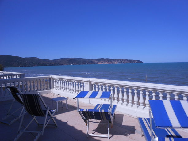 Imagen del bar/restaurante del Hotel Lido Di Giannella. Foto 3