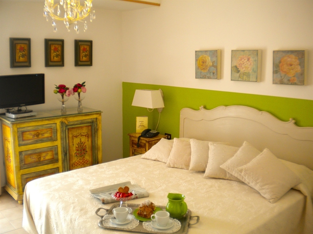 Imagen de la habitación del Hotel Lido Garda. Foto 7