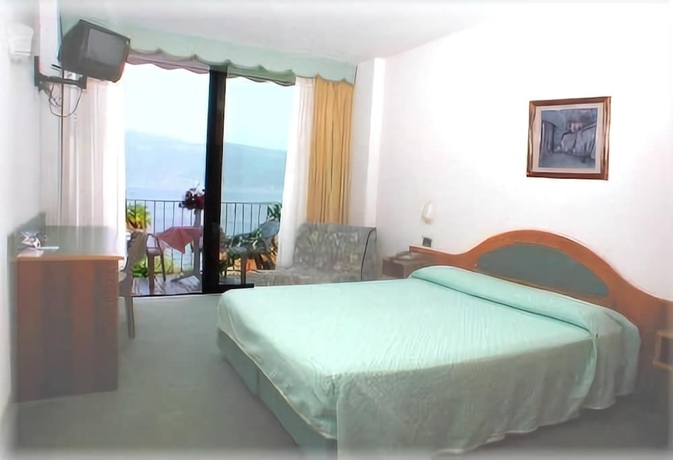 Imagen de la habitación del Hotel Lido, Gargnano. Foto 8