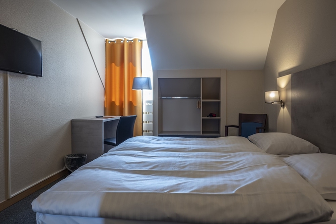 Imagen de la habitación del Hotel Lido, Ginebra. Foto 9