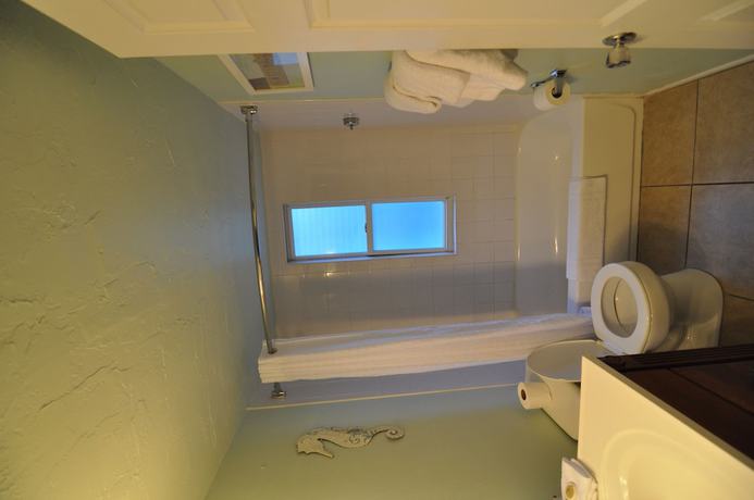 Imagen de la habitación del Hotel Lido Islander Inn. Foto 13