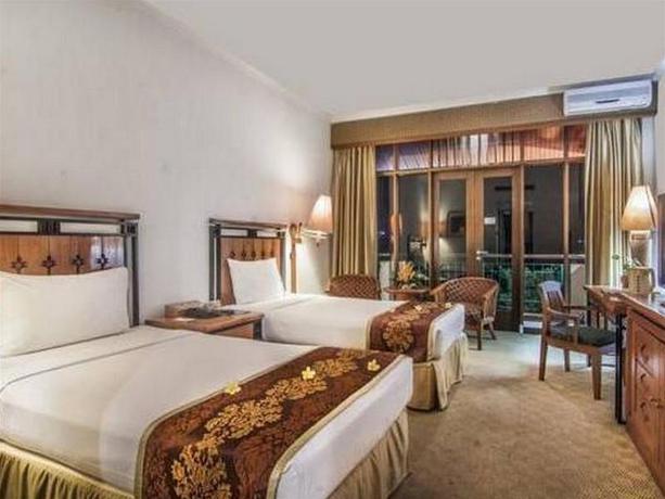 Imagen general del Hotel Lido Lake Resort by MNC. Foto 10