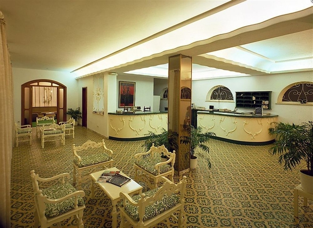 Imagen de los interiores del Hotel Lido Mediterranee. Foto 8