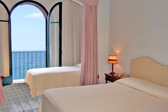 Imagen de la habitación del Hotel Lido Mediterranee. Foto 6