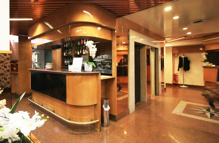 Imagen del bar/restaurante del Hotel Lido, Milán. Foto 3