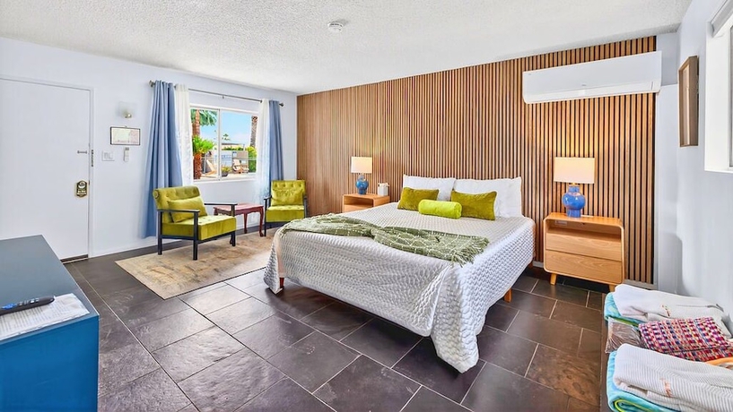 Imagen de la habitación del Hotel Lido Palms Resort and Spa. Foto 4