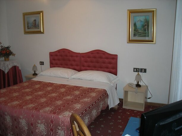 Imagen de la habitación del Hotel Lido, Pieve di Ledro. Foto 34