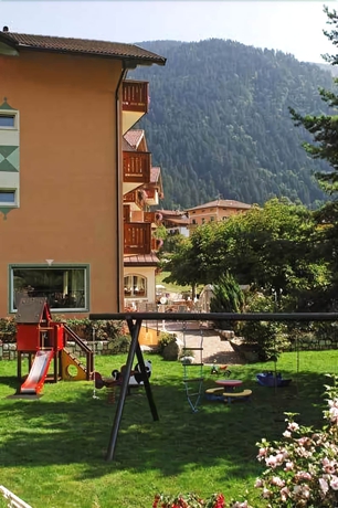 Imagen de los exteriores del Hotel Lido - Rooms and Apartments. Foto 16