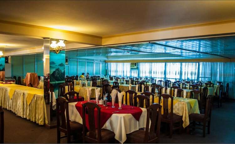 Imagen del bar/restaurante del Hotel Lido, Santa Cruz. Foto 2