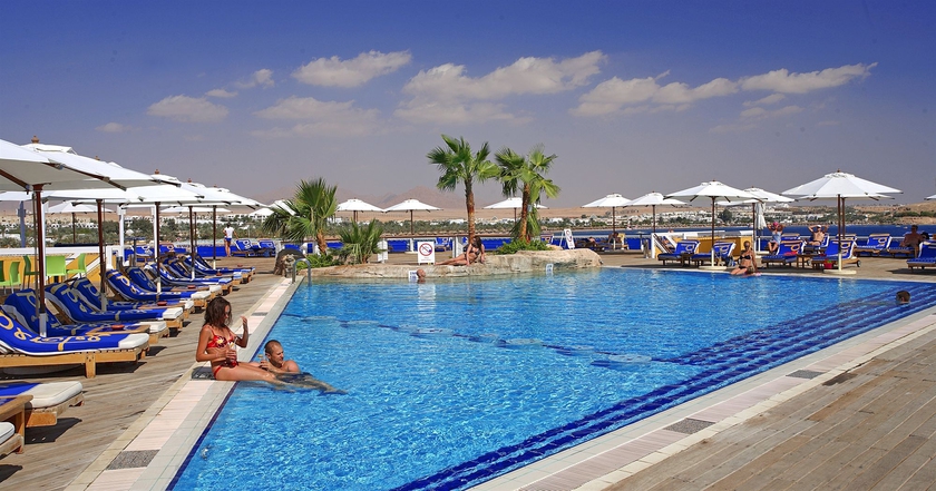 Imagen de la piscina del Hotel Lido Sharm Naama Bay. Foto 16
