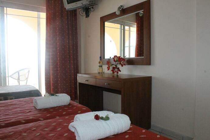 Imagen general del Hotel Lido Sofia Apartments. Foto 10