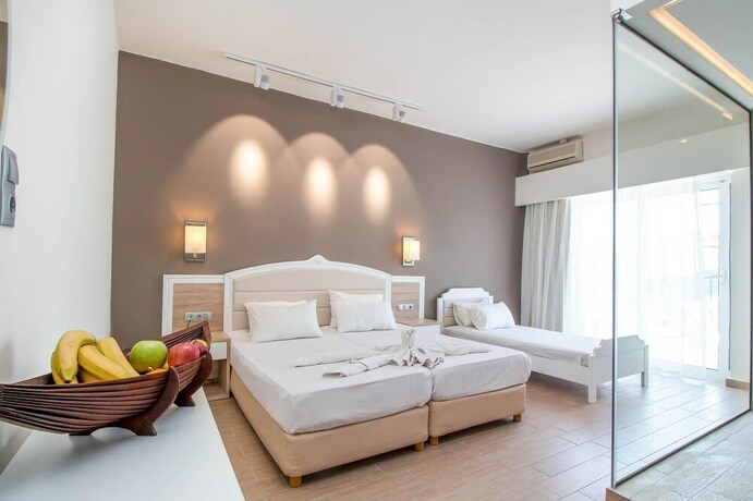 Imagen de la habitación del Hotel Lido Star Beach. Foto 23