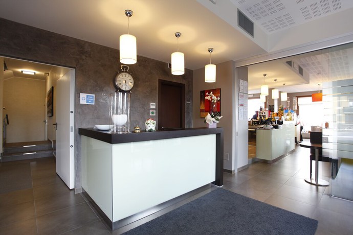 Imagen de los interiores del Hotel Lido, Torri Del Benaco. Foto 18