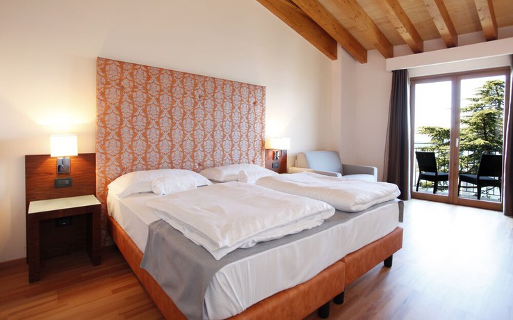 Imagen de la habitación del Hotel Lido, Torri Del Benaco. Foto 6