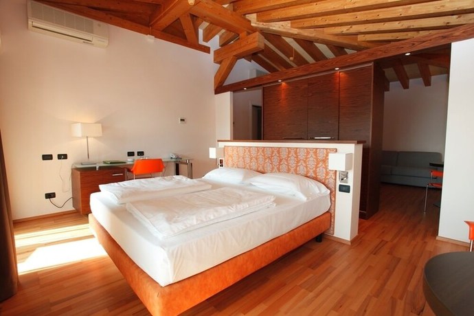 Imagen de la habitación del Hotel Lido, Torri Del Benaco. Foto 8
