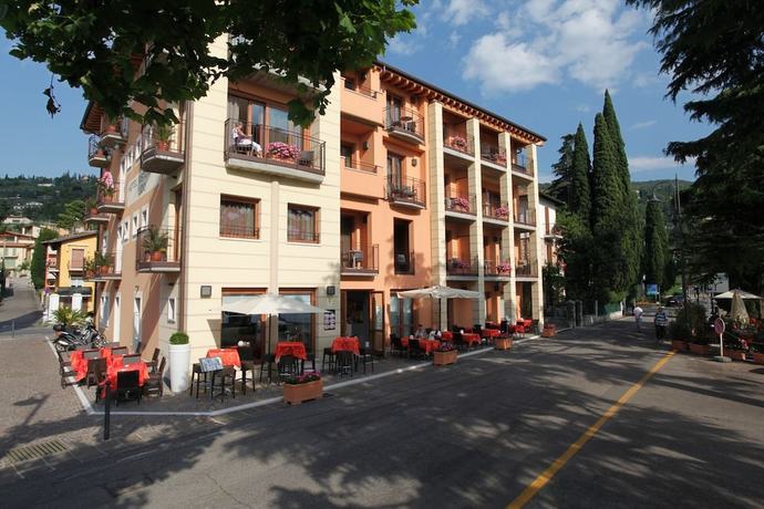 Imagen general del Hotel Lido, Torri Del Benaco. Foto 1
