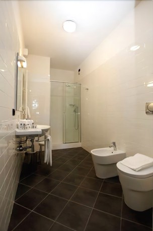 Imagen de la habitación del Hotel Lido, Torri Del Benaco. Foto 13