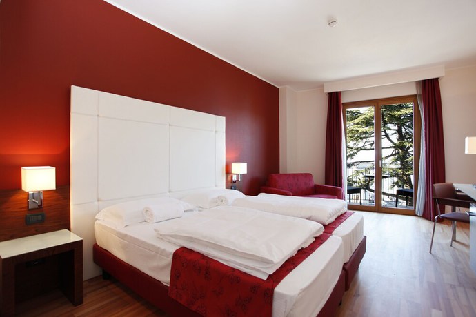 Imagen de la habitación del Hotel Lido, Torri Del Benaco. Foto 16