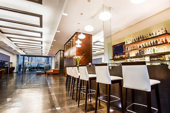 Imagen del bar/restaurante del Hotel Lidotel Boutique Valencia. Foto 2