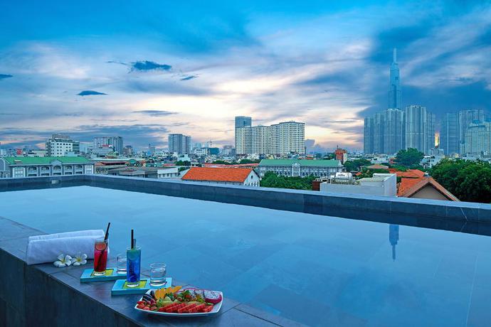 Imagen de la piscina del Hotel Lief Pulo Saigon. Foto 20