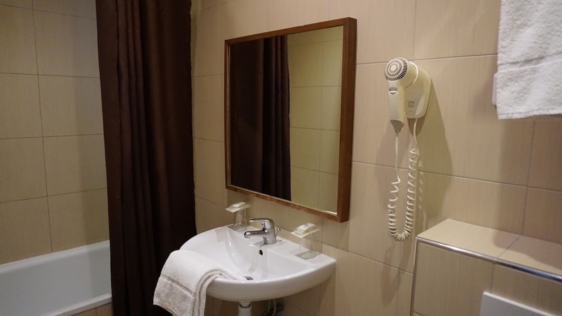 Imagen de la habitación del Hotel Liège Strasbourg. Foto 15