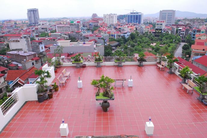 Imagen general del Hotel Lien Son Apartment. Foto 17
