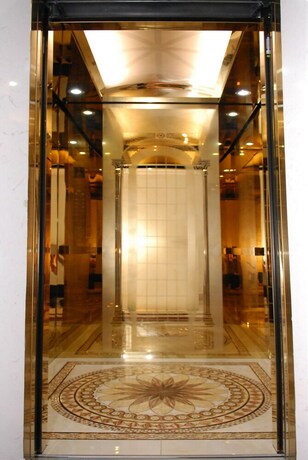 Imagen de los interiores del Hotel Lien Son Apartment. Foto 21