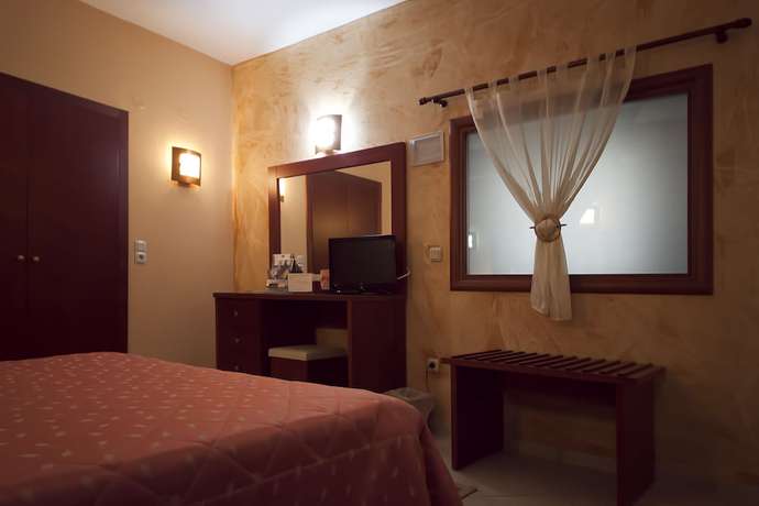 Imagen de la habitación del Hotel Life, Heraklion. Foto 13