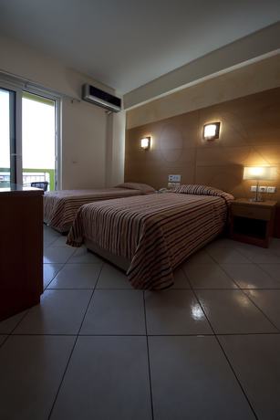 Imagen de la habitación del Hotel Life, Heraklion. Foto 15