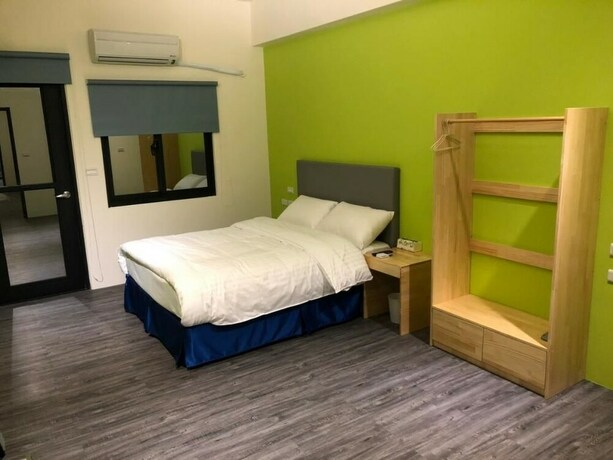 Imagen de la habitación del Hotel Life Inn. Foto 35