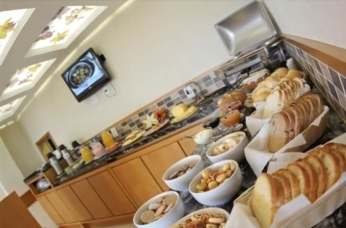 Imagen del bar/restaurante del Hotel Life Portal. Foto 5