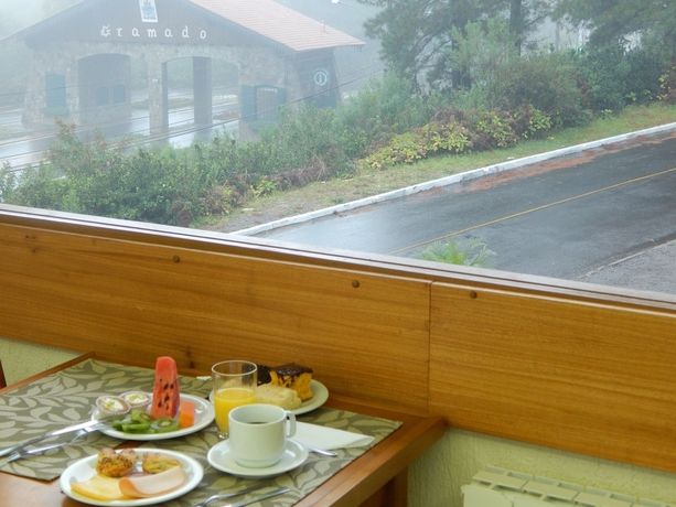 Imagen del bar/restaurante del Hotel Life Portal. Foto 9