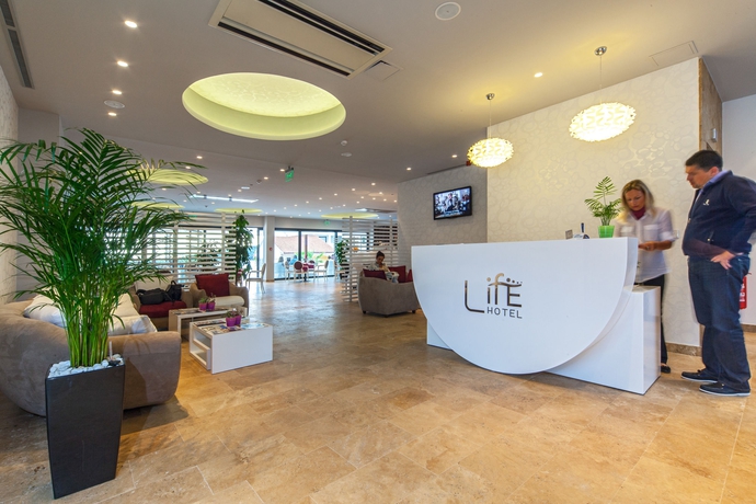 Imagen de los interiores del Hotel Life, Primosten. Foto 13