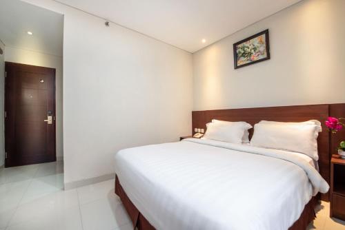 Imagen general del Hotel Life Soekarno Hatta Makassar. Foto 3