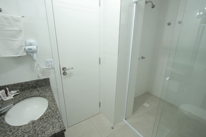 Imagen de la habitación del Hotel Life Torres. Foto 12