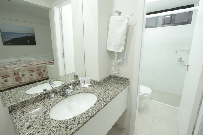 Imagen de la habitación del Hotel Life Torres. Foto 13