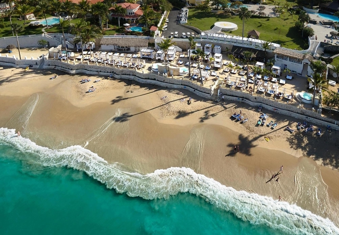 Imagen de los exteriores del Hotel Lifestyle Crown Residence Suites - All Inclusive. Foto 9