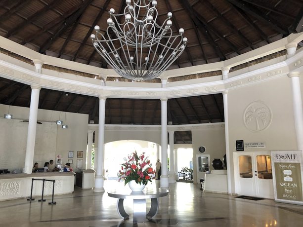 Imagen de los interiores del Hotel Lifestyle Kosher Presidential Suites. Foto 13