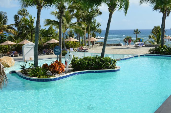 Imagen de la piscina del Hotel Lifestyle Kosher Tropical Suites. Foto 20